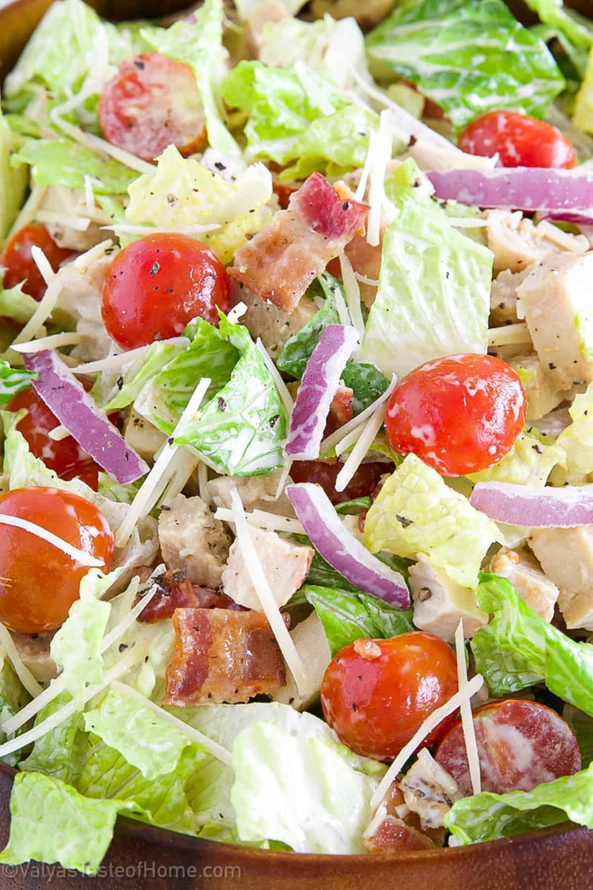 The Tastiest Caesar Salad Recipe (Salad Flavors Made Easy!)