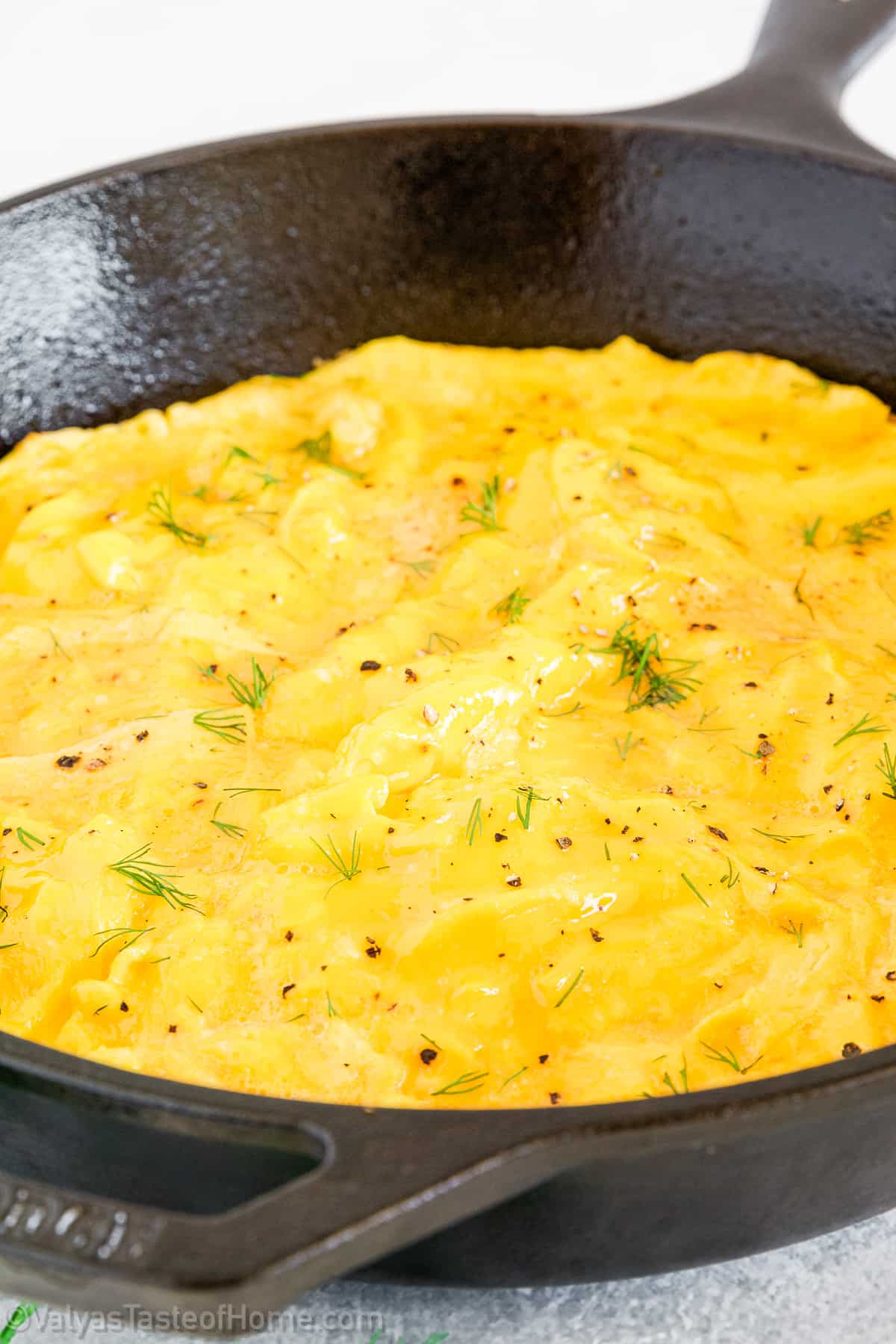 Smoky Scrambled Egg Skillet with Potatoes & Spinach Recipe