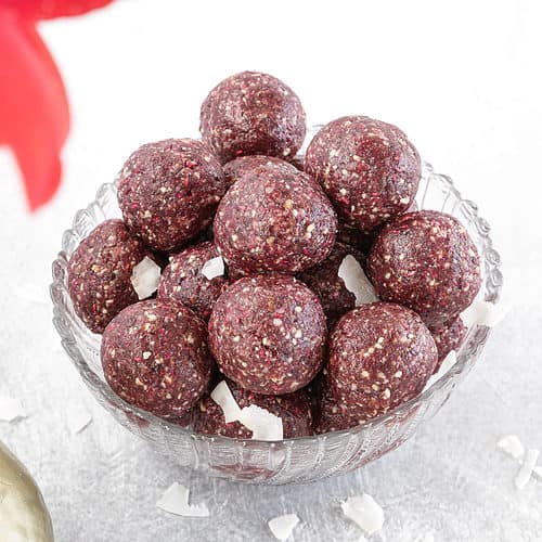 Nutri Ninja Auto iQ Recipes  Flourless Coconut Date Balls - Mommy