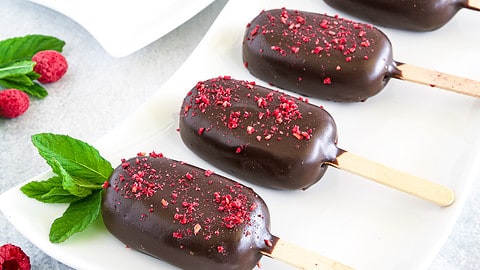 Cakesicles (Easy Cake Popsicles!) - This Vivacious Life