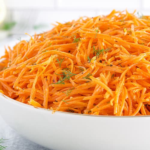 Korean carrot salad morkovcha shredding - Gala in the kitchen